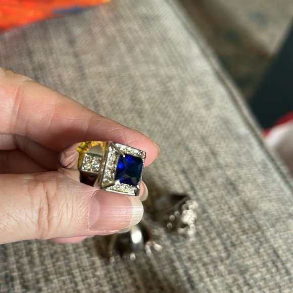 Lot of four men’s rings. Vintage silver and silver tone. - Picture 6 of 9